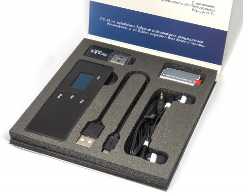 Профессиональный мини-диктофон EDIC-mini Ray+ А105