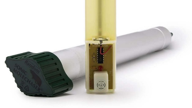Ультразвуковой отпугиватель кротов на батарейках "ЭкоСнайпер LS-997R"