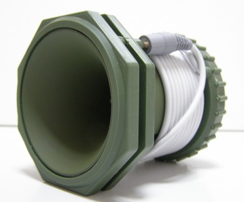 Корпус звукового модуля Егерь 2 разработан для использования его в качестве катушки для звукового кабеля, что особенно удобно при переноске и хранении прибора 